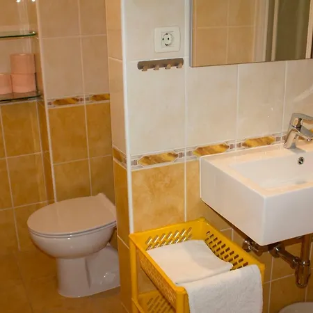 Klaric 马卡尔斯卡